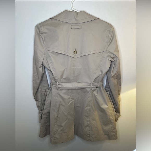 Theory Trench Coat - Picture 3 of 4